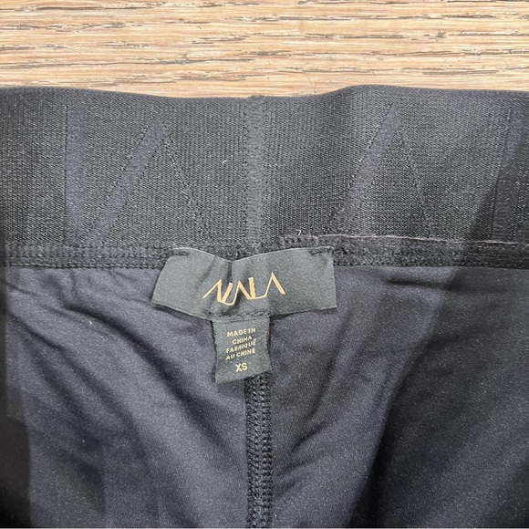 Alala Workout Set - Picture 7 of 8